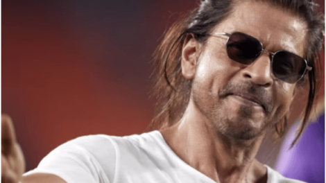 Shah Rukh Khan Triumphantly Returns to Mumbai After Hospital Release for Heat Stroke